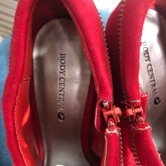 Body Central Red Platform Peep Toe Stiletto Heels Size 8 - Picture 5 of 12